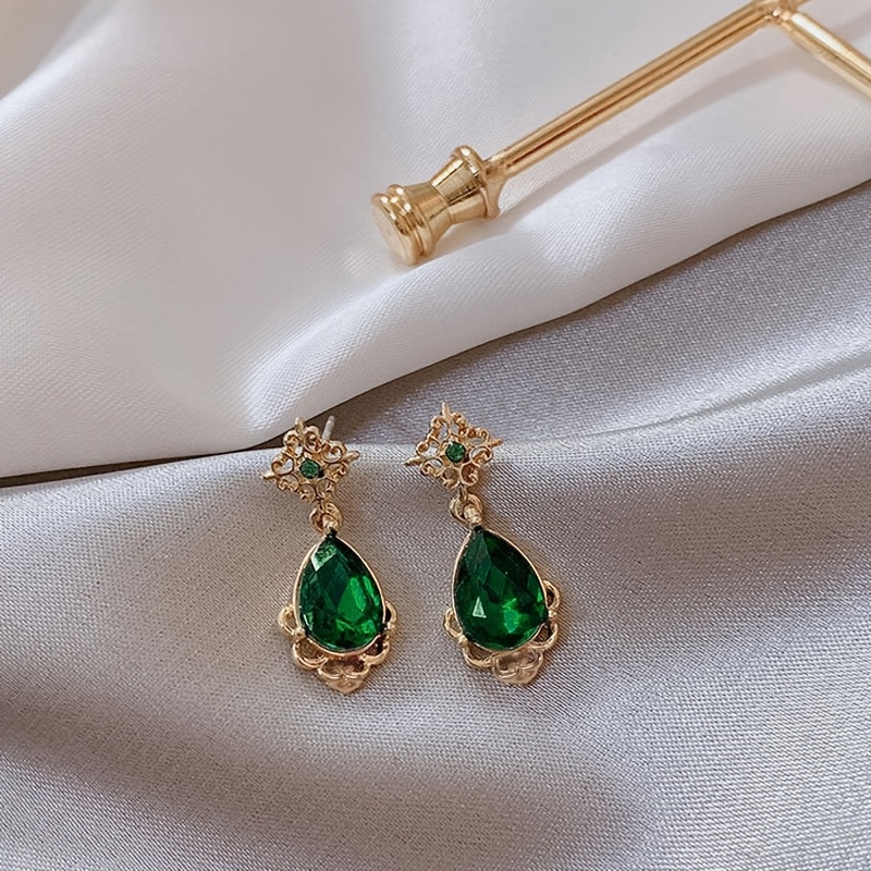 Women's Retro Luxury Drooping Style Zirconia Earrings, Daily Wear